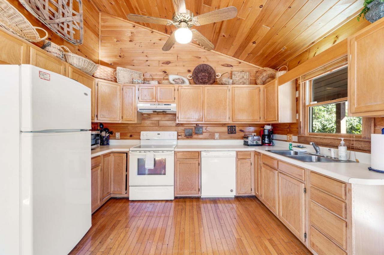 Top O' Snaggy Cabin Boone Exterior photo